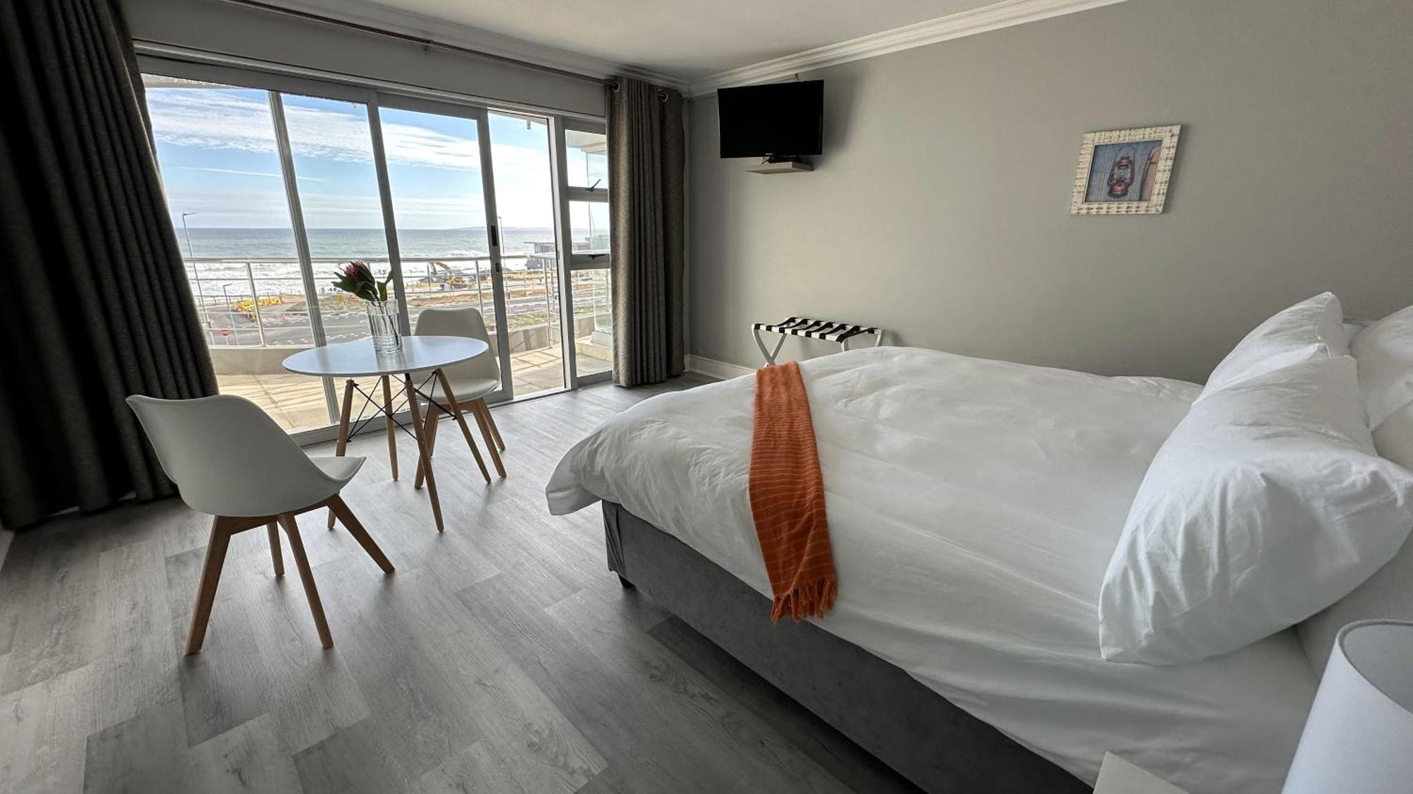 Oceansnest Guest House Bloubergstrand Ngoại thất bức ảnh