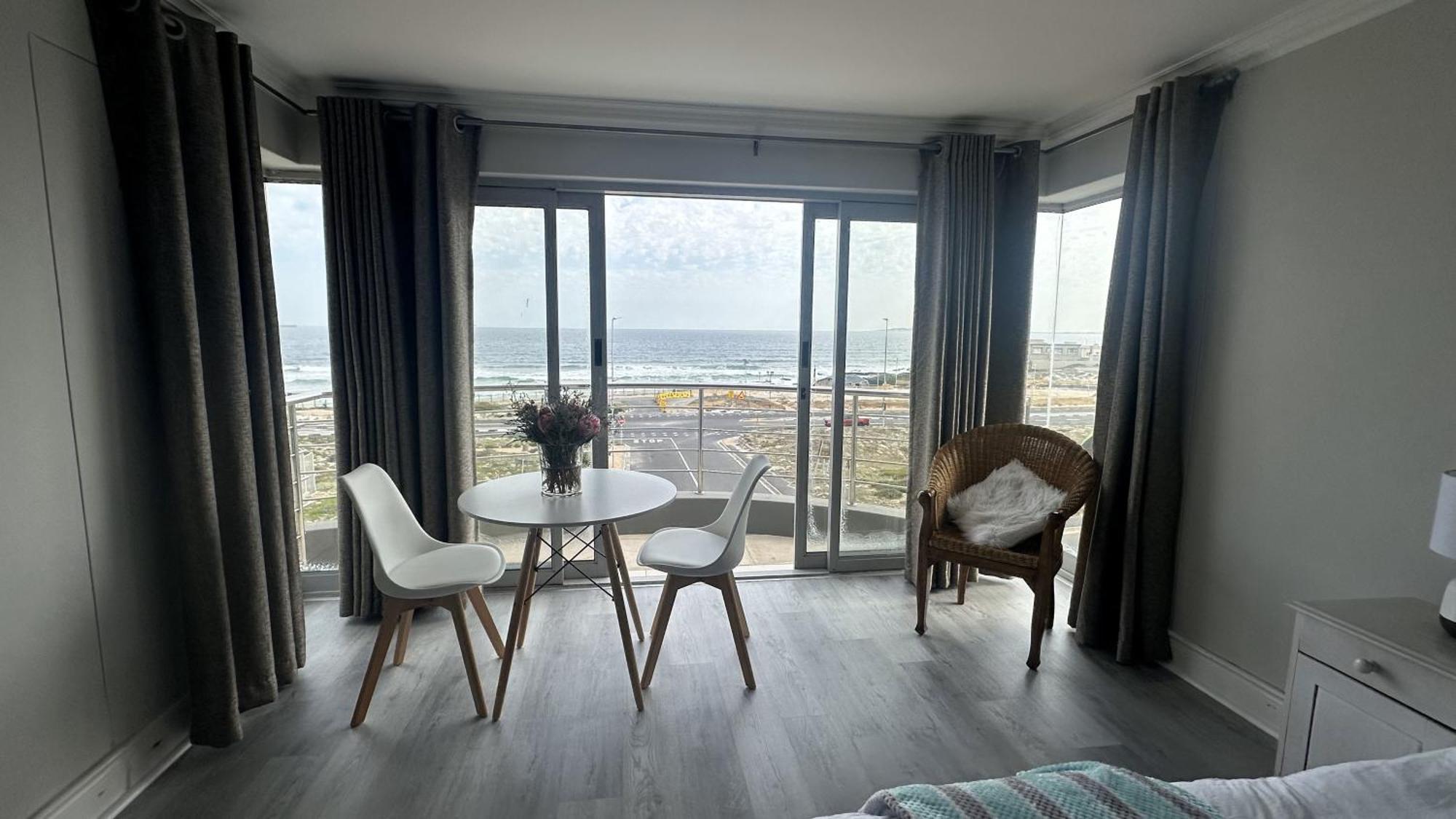 Oceansnest Guest House Bloubergstrand Ngoại thất bức ảnh