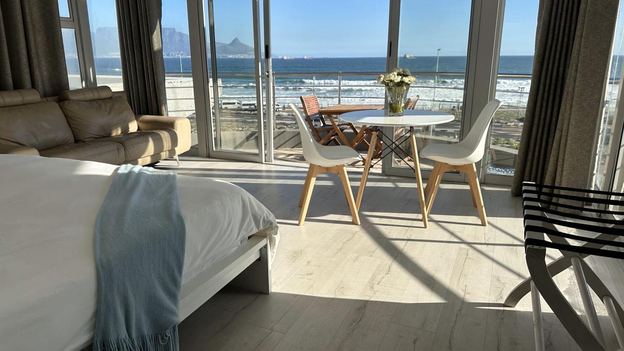 Oceansnest Guest House Bloubergstrand Ngoại thất bức ảnh
