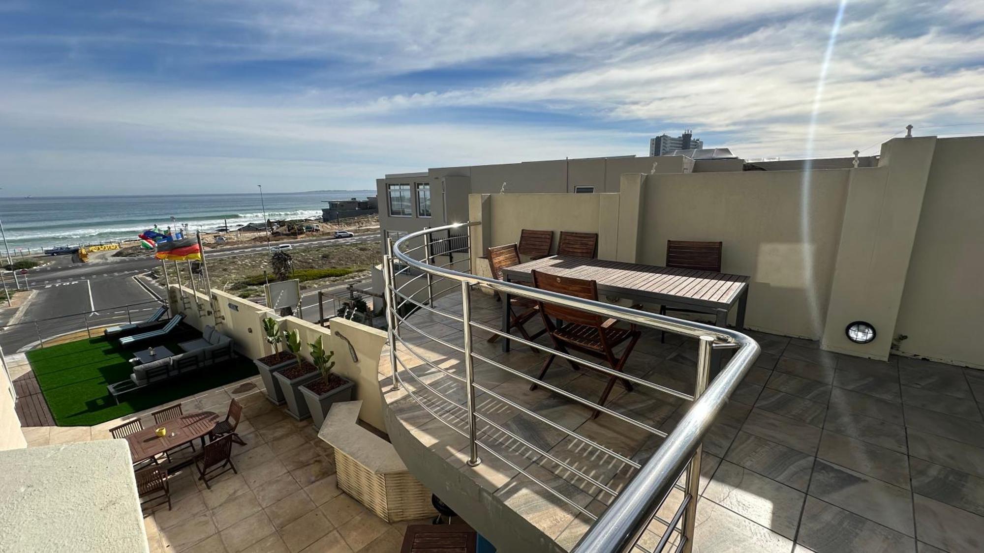 Oceansnest Guest House Bloubergstrand Ngoại thất bức ảnh